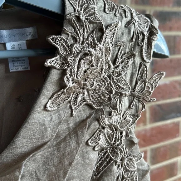 Beautiful London Times champagne Lace Mini Cocktail Dress - Picture 10 of 12